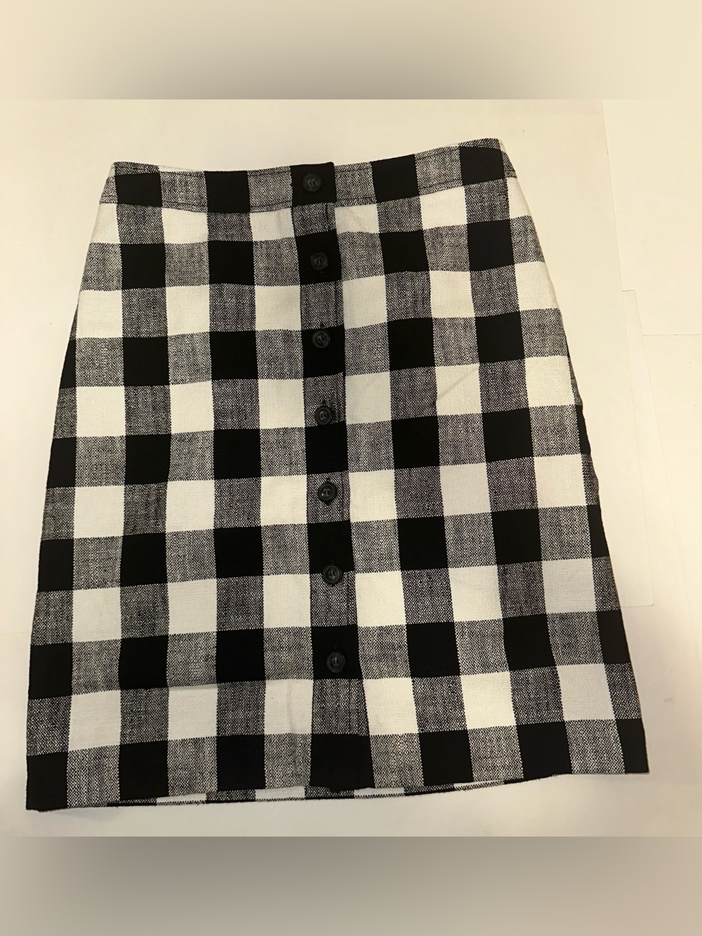 Talbots Buffalo Plaid Button Front A-Line Pencil Skirt Black White Womens Size 8